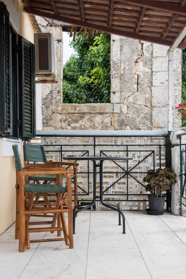 Rena'S Panorama View House Guest House Vovikes Exterior photo